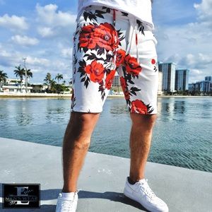 Summer roses shorts